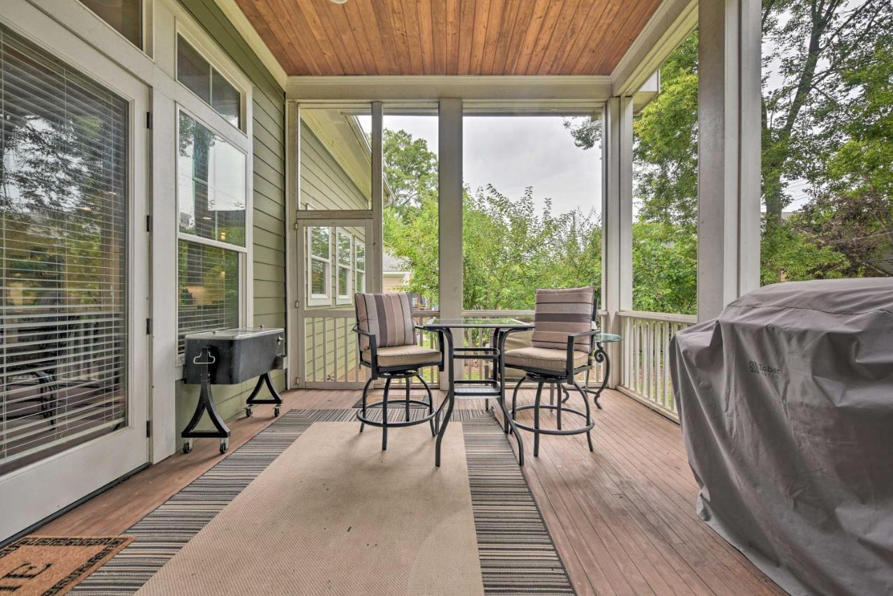 Charlotte Home With Deck In Noda District Near Unc! Exterior photo