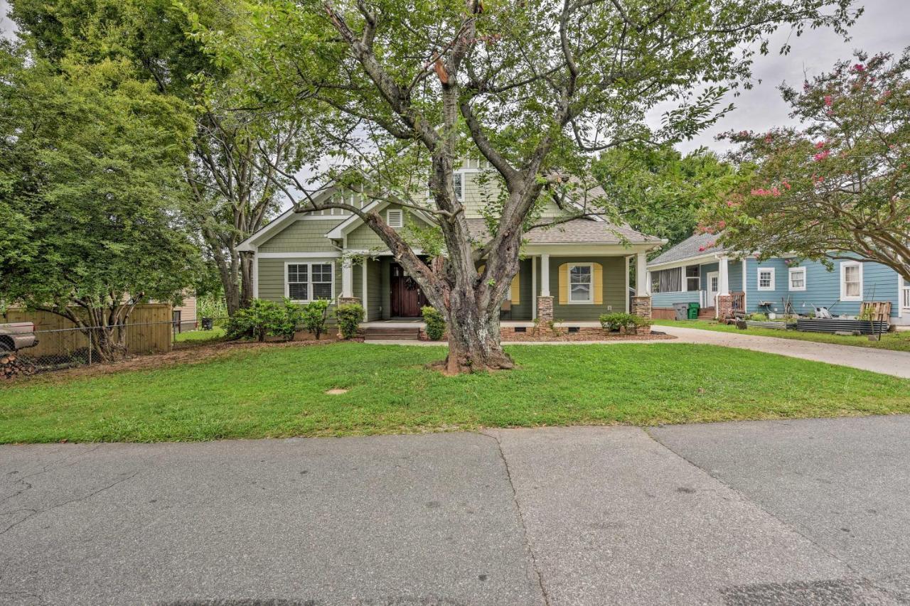 Charlotte Home With Deck In Noda District Near Unc! Exterior photo