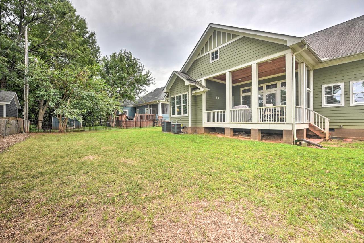 Charlotte Home With Deck In Noda District Near Unc! Exterior photo